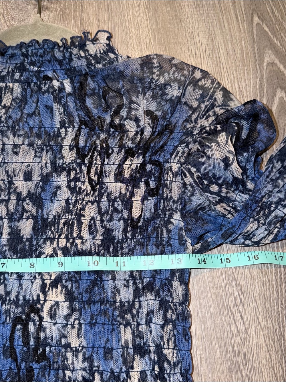 Free People Hello There Top Blouse Smocked Flare Sleeve Mesh Floral Blue M - Picture 13 of 16
